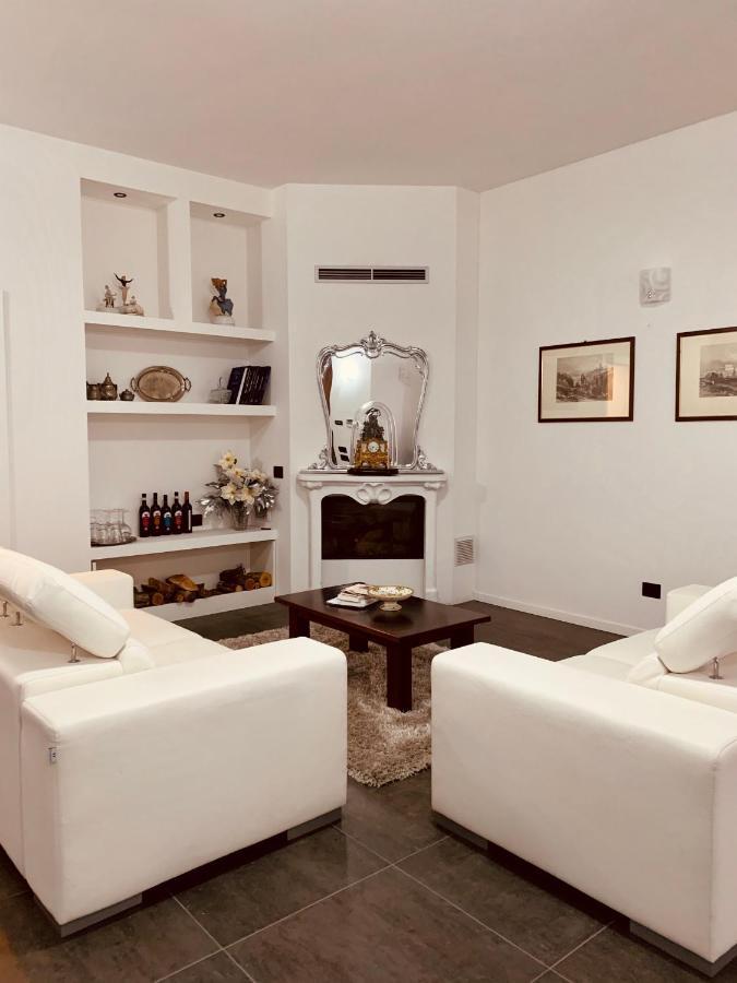 Agriturismo Bosco Longhino Santa Maria della Versa Kültér fotó